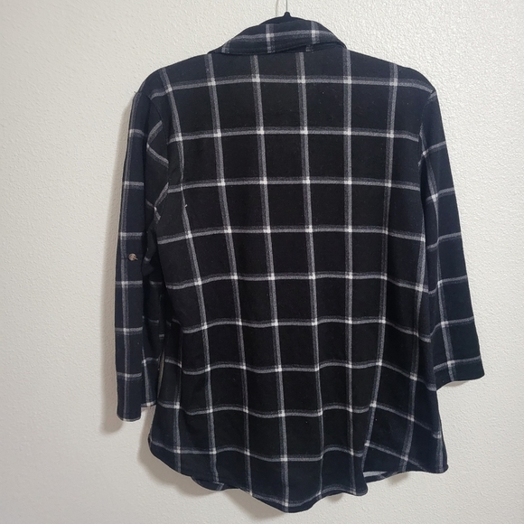 Eden & Olivia plaid top size large - Picture 8 of 9